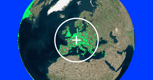 Globus terraqüi amb punts vers que representen les emissores de ràdio